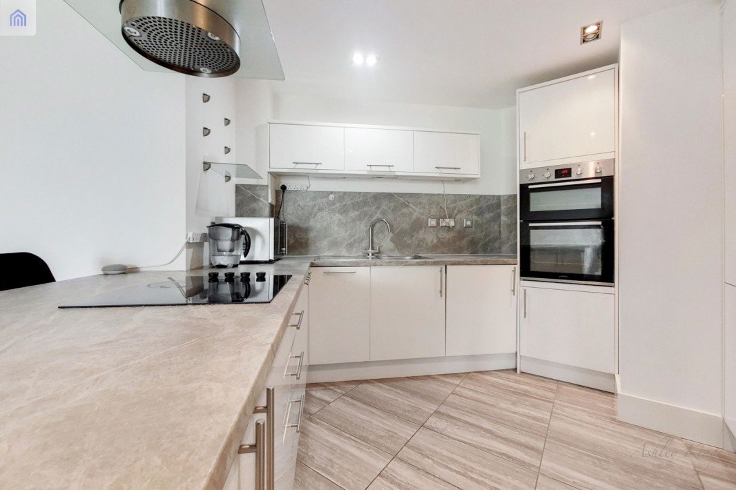 Images for Limeharbour, London, E14 9LU